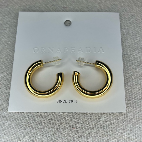 Ornapedia 18K Gold Plated Hoop Earrings - NWT - Picture 1 of 5